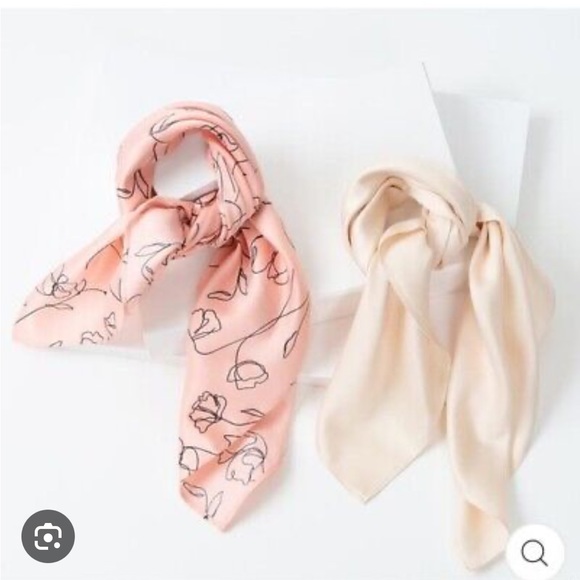 New Lark & Ives scarf set - Picture 2 of 4